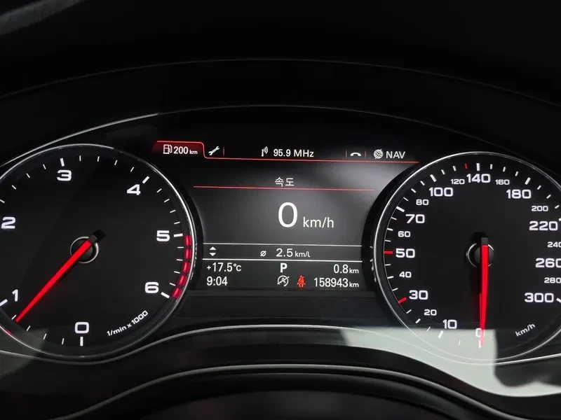 Audi A6 3.0 TDI Quattro, снимка 8 - Автомобили и джипове - 54560679