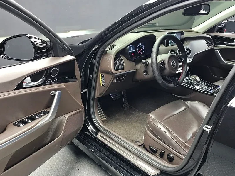 Kia Stinger 2.0 Turbo Awd Platinum, снимка 10 - Автомобили и джипове - 56118036