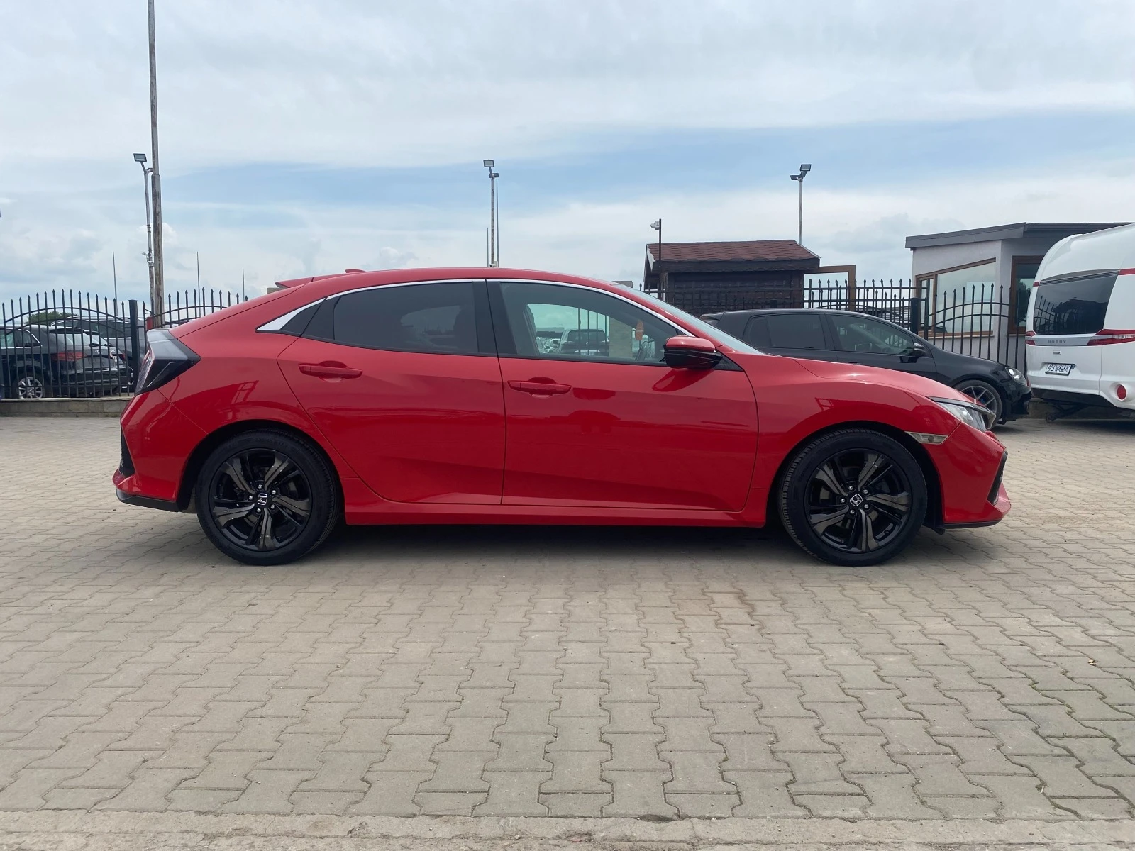 Honda Civic 1.6D EURO 6D - изображение 6