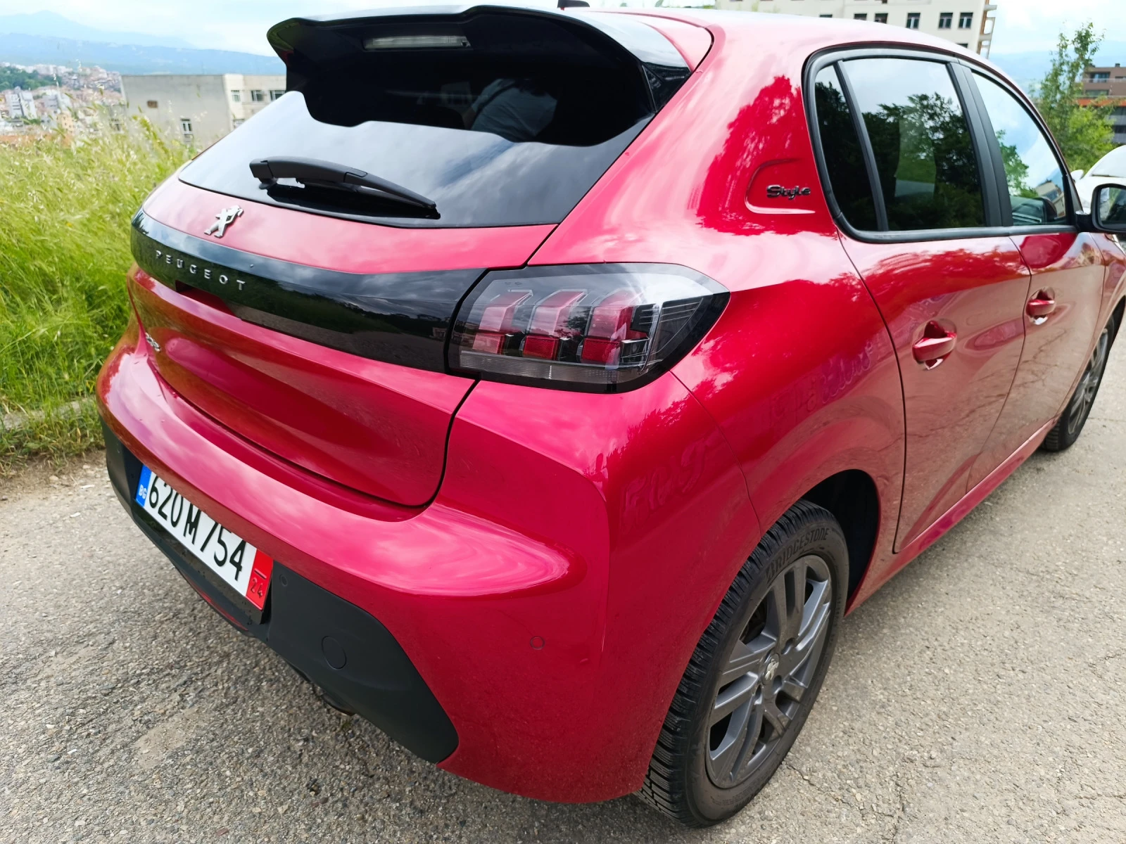 Peugeot 208 1.2i Style - изображение 8