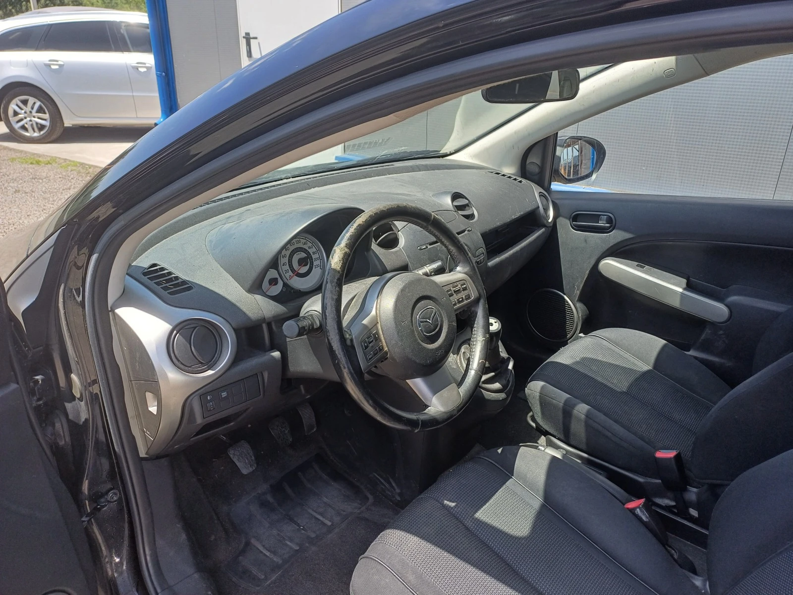 Mazda 2 1.5i-103кс-на части - изображение 6