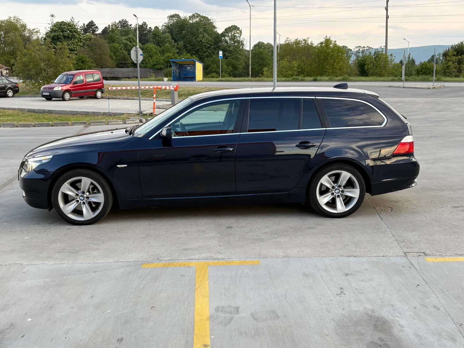 BMW 530 xDrive - изображение 7