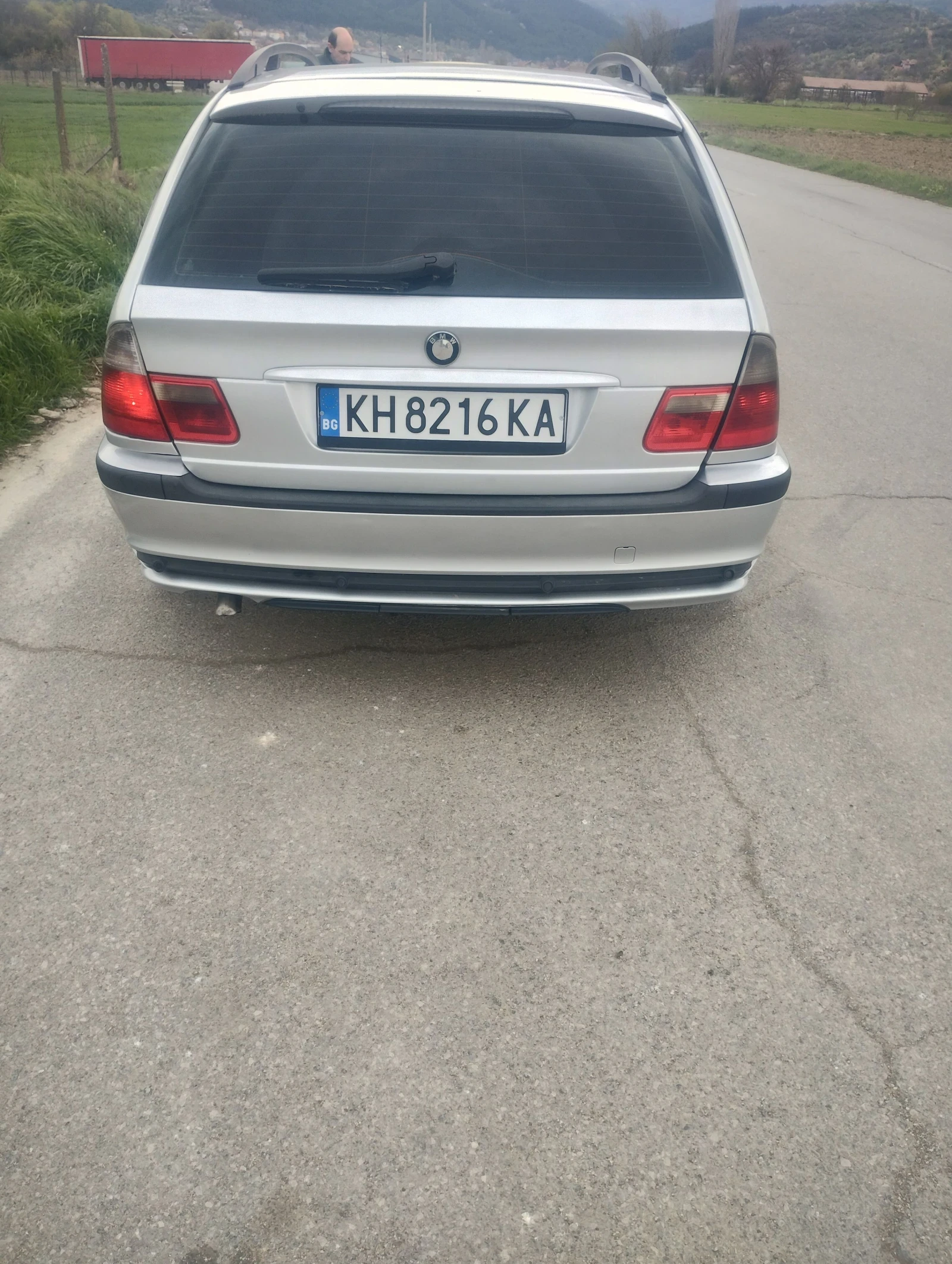 BMW 320  - изображение 4