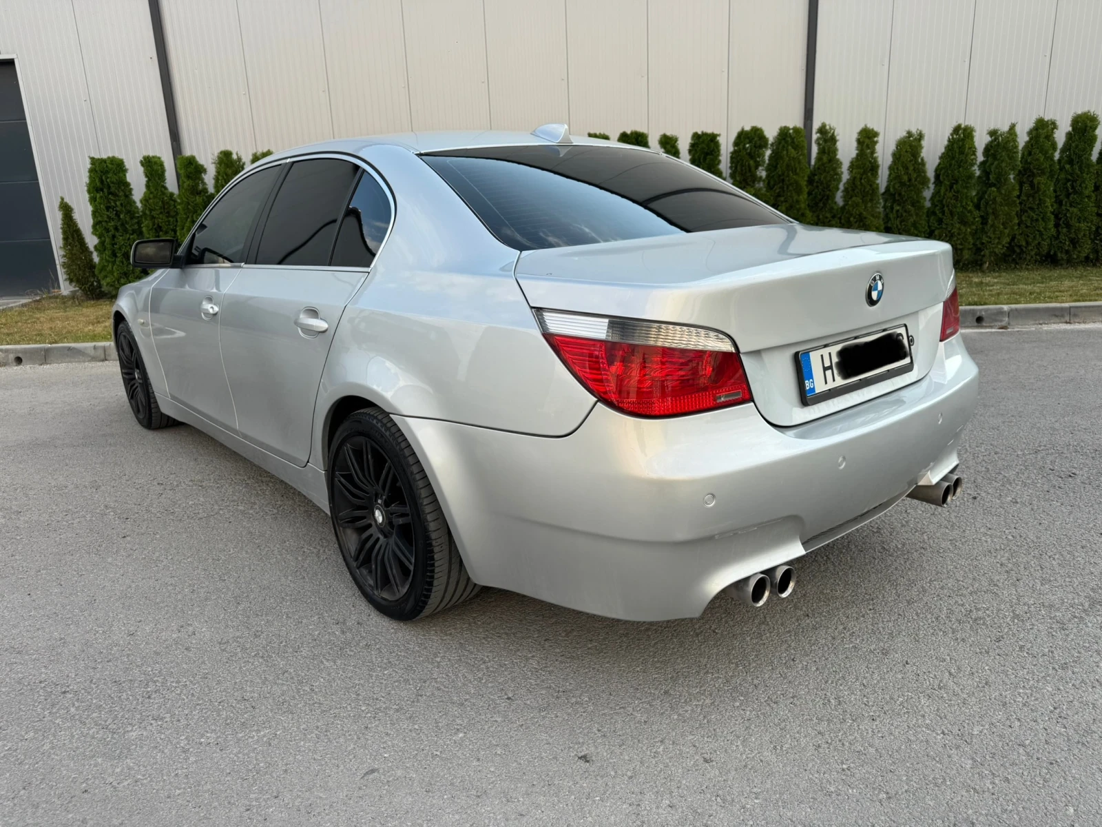 BMW 525 i M-pack/Газ/Регистиран/Обслужен!!! - изображение 4