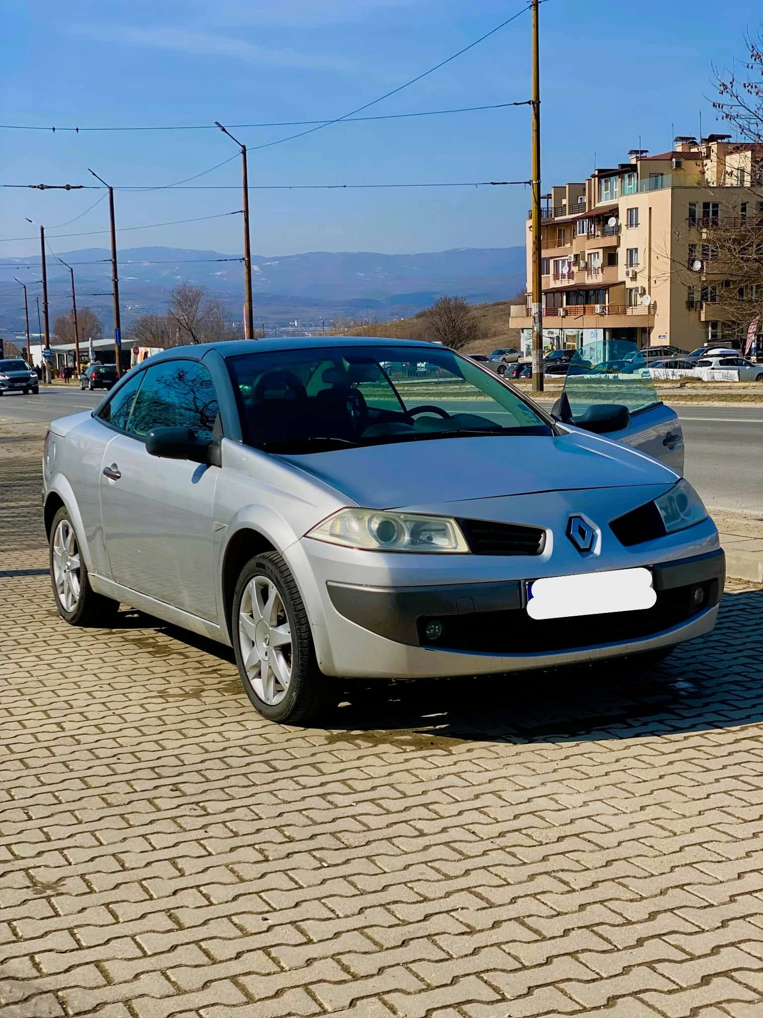 Renault Megane Karmann Edition - изображение 3