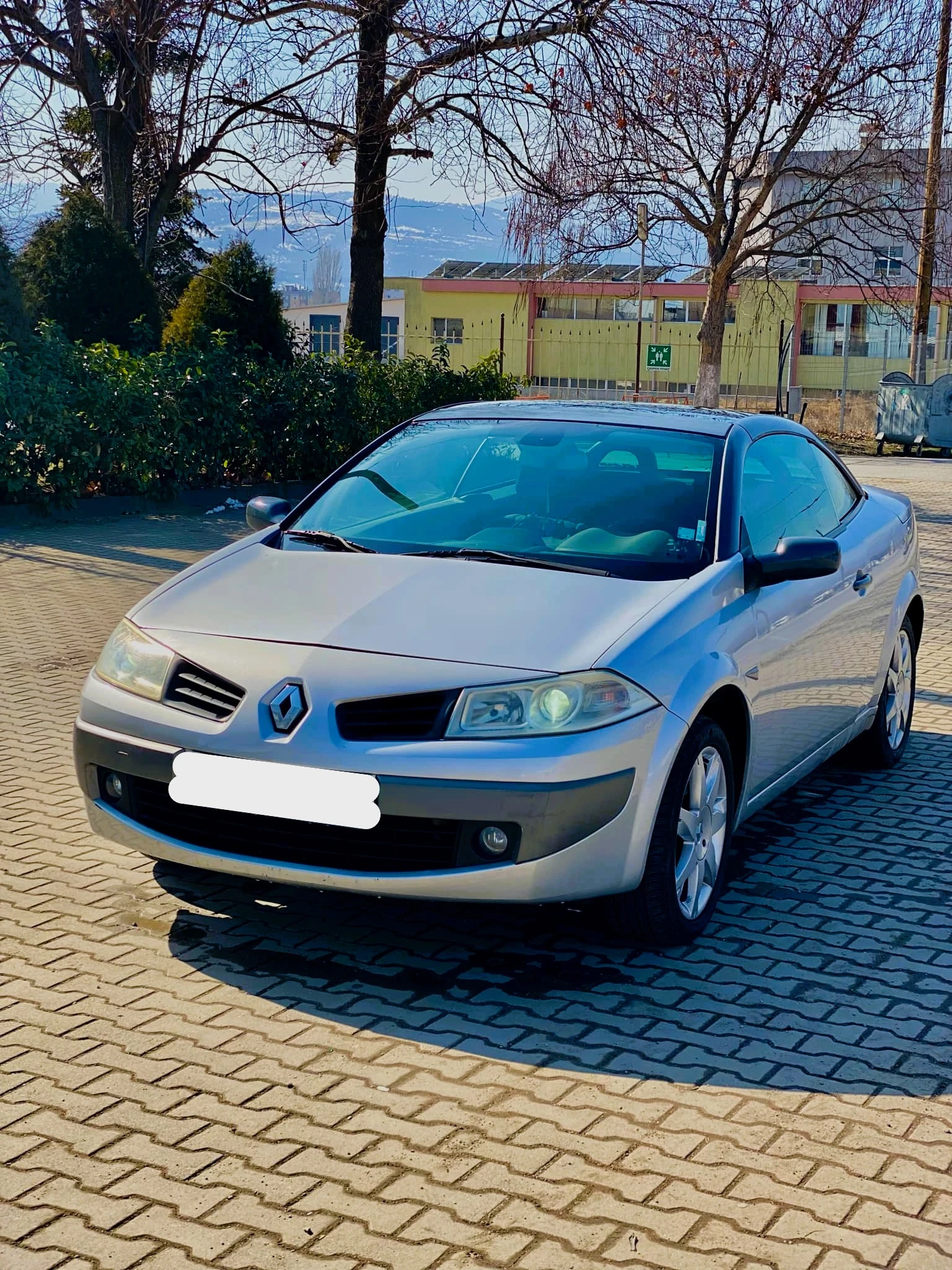 Renault Megane Karmann Edition - изображение 3