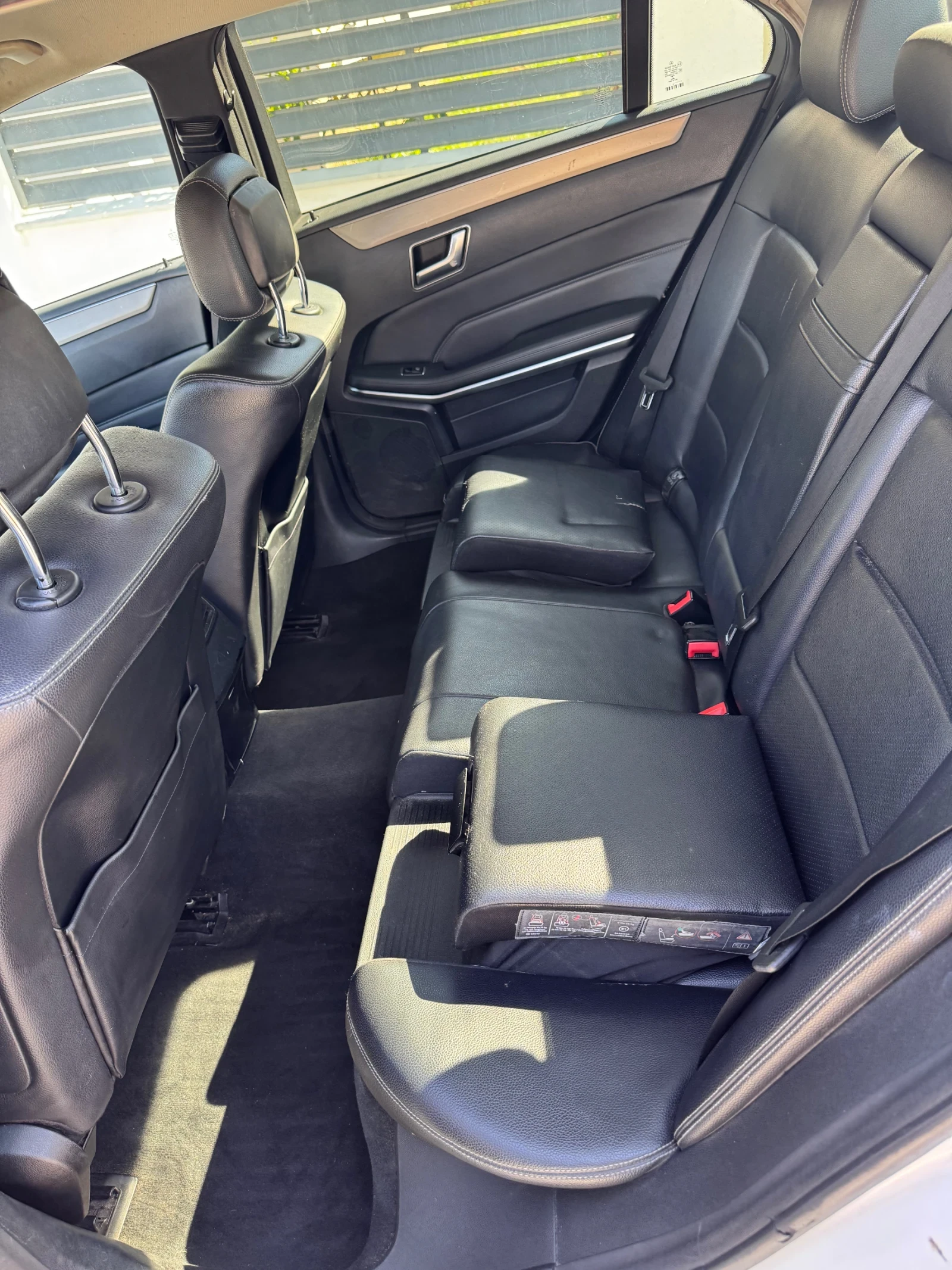 Mercedes-Benz E 200 CD?* AMG | Mobile.bg — изображение 11
