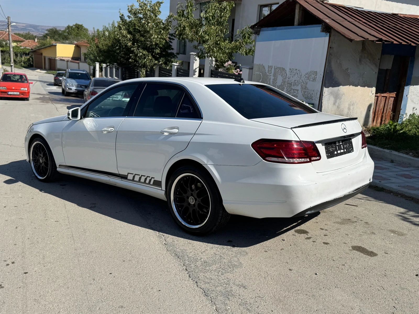 Mercedes-Benz E 200 CD?* AMG - изображение 7