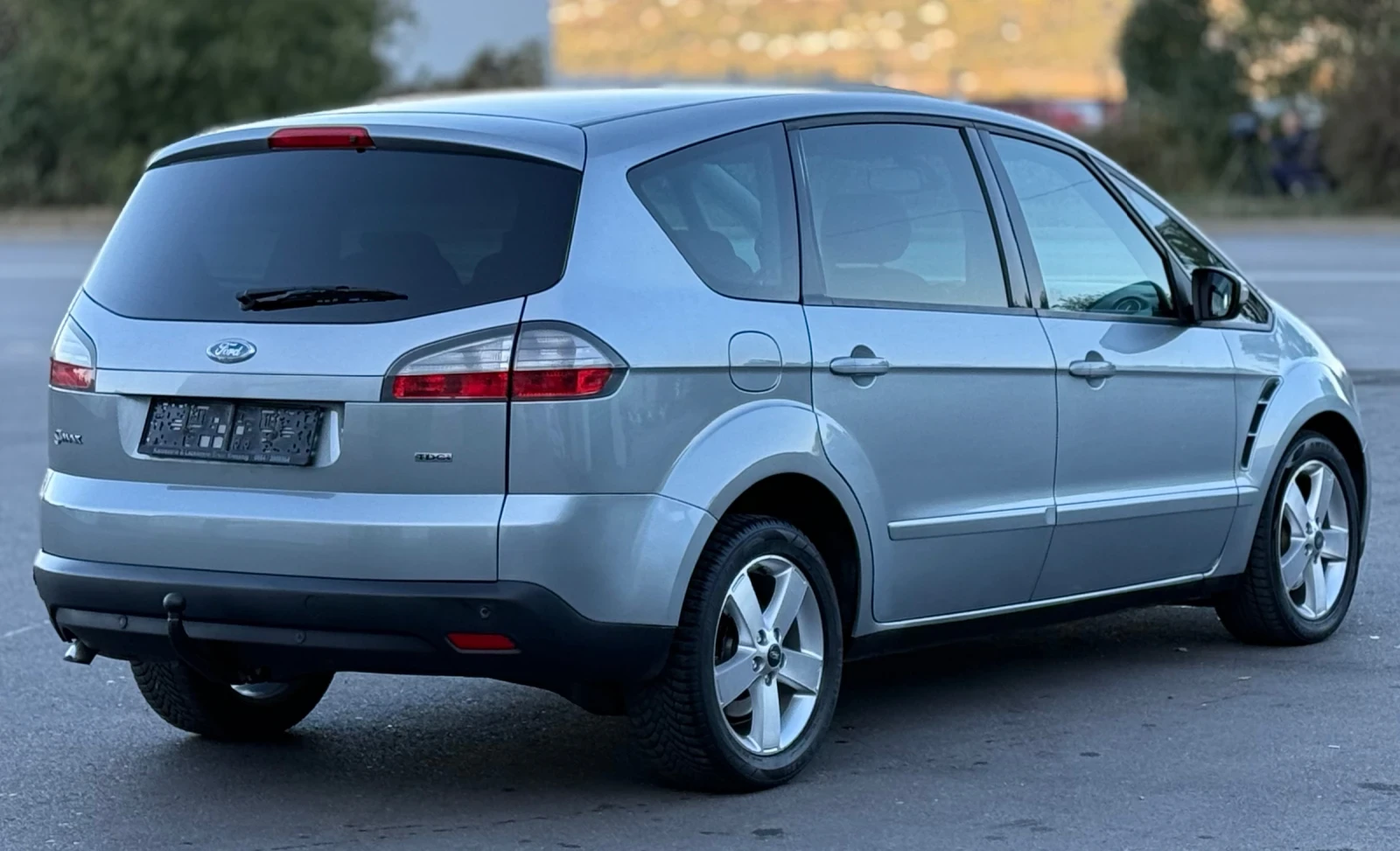 Ford S-Max 2.0TDCi 140к.с * Климатроник*  - изображение 6