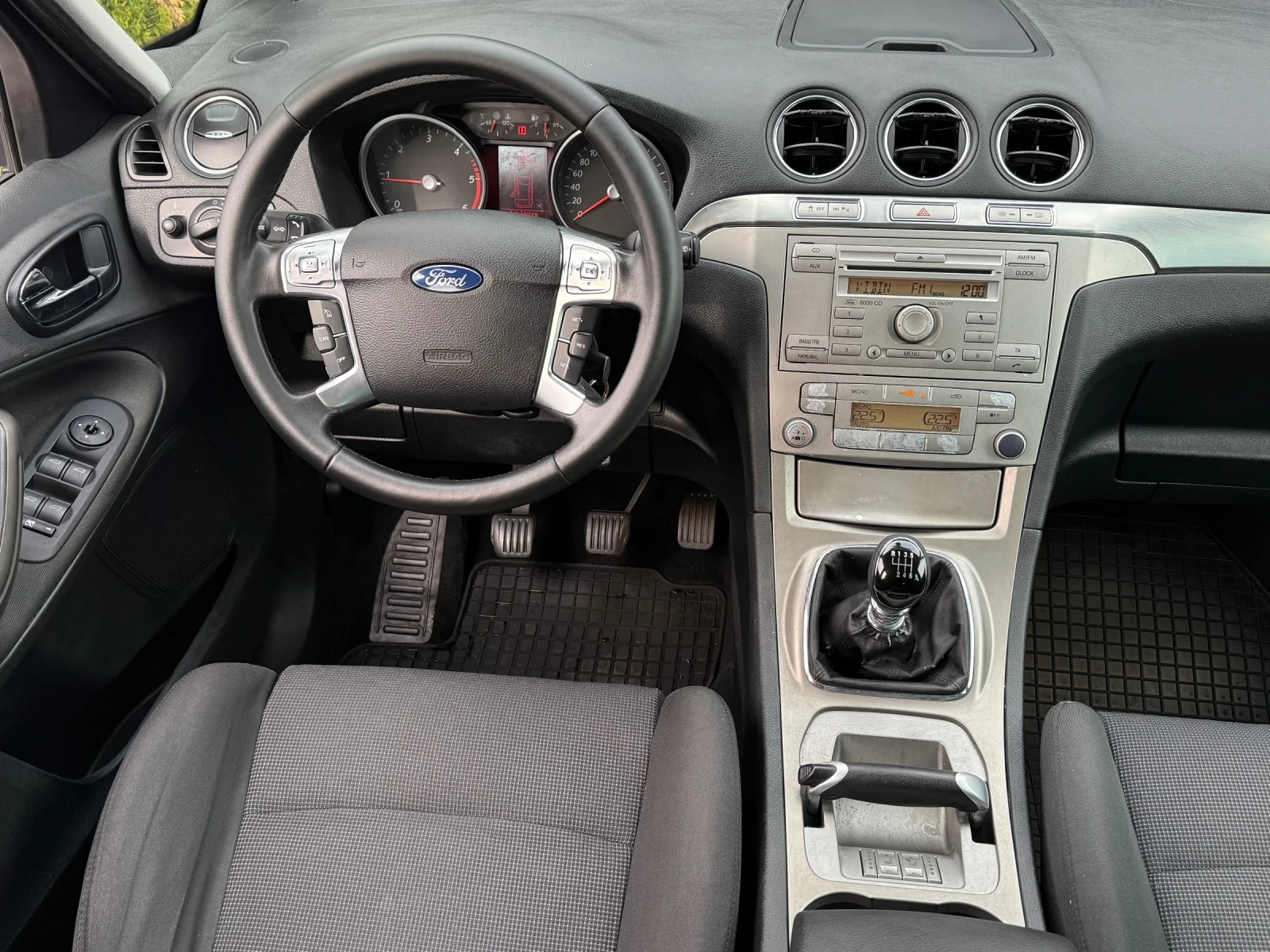 Ford S-Max 2.0TDCi 140к.с * Климатроник*  - изображение 10