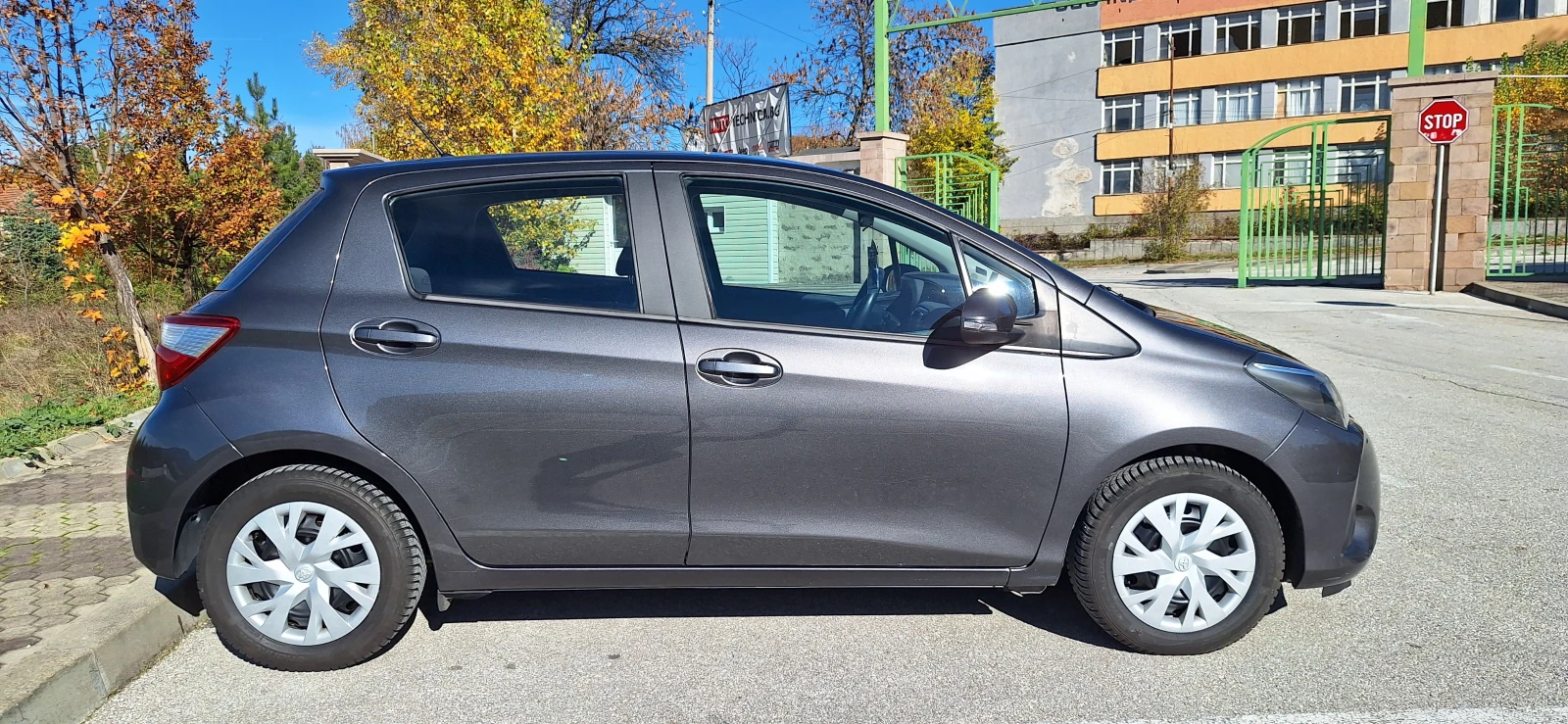 Toyota Yaris 1.5VVT-I EURO6B | Mobile.bg   4