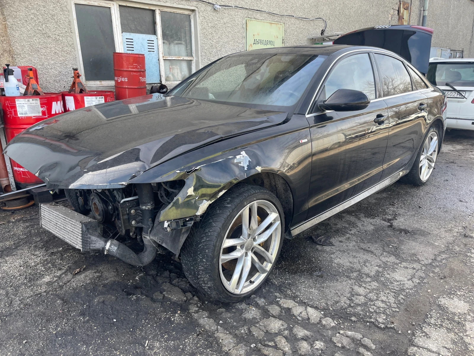 Audi A6 3.0tdi-CRT-272k.c. /S-Line-НА ЧАСТИ