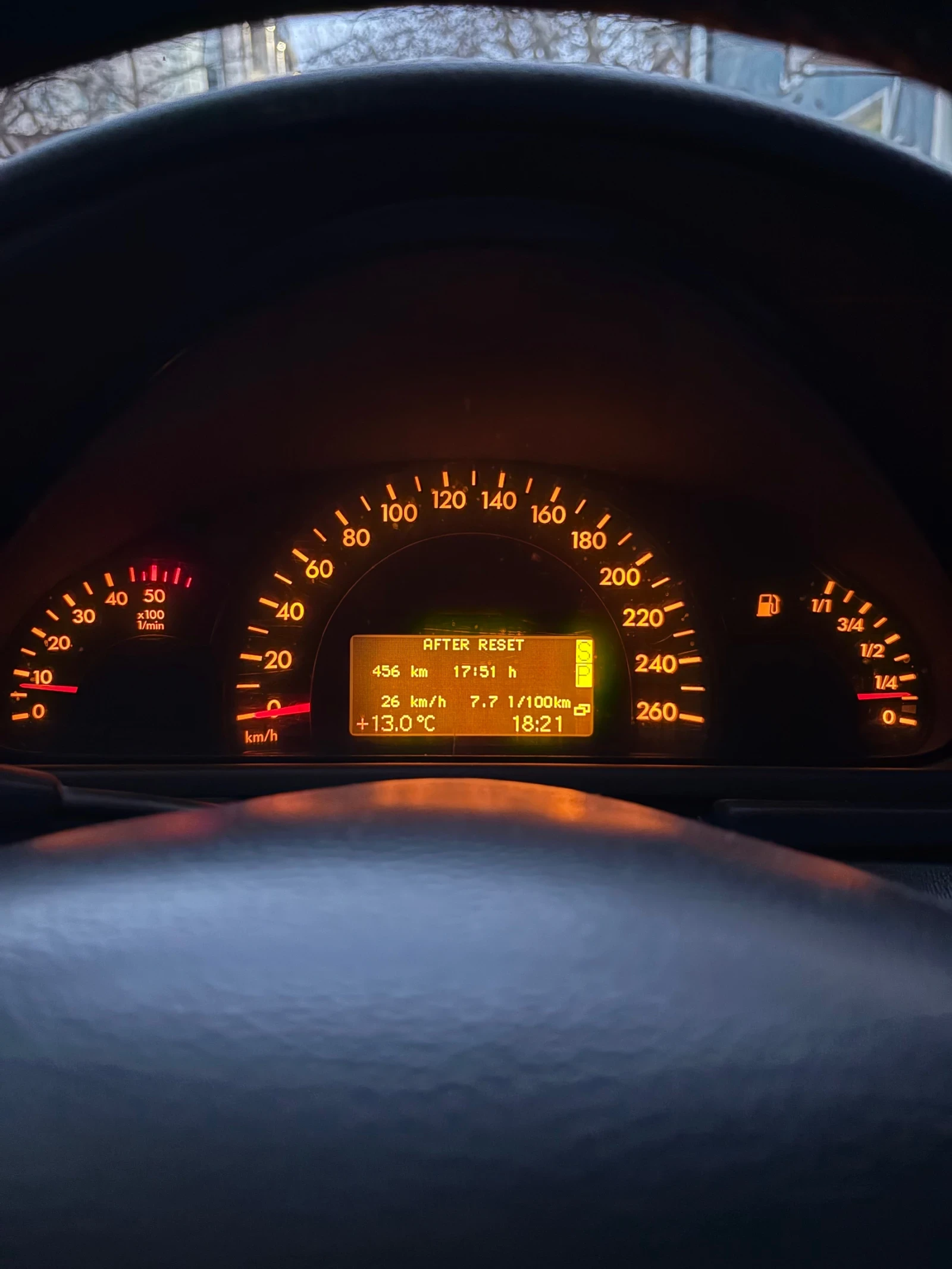 Mercedes-Benz 220 CDI, снимка 13 - Автомобили и джипове - 53783071