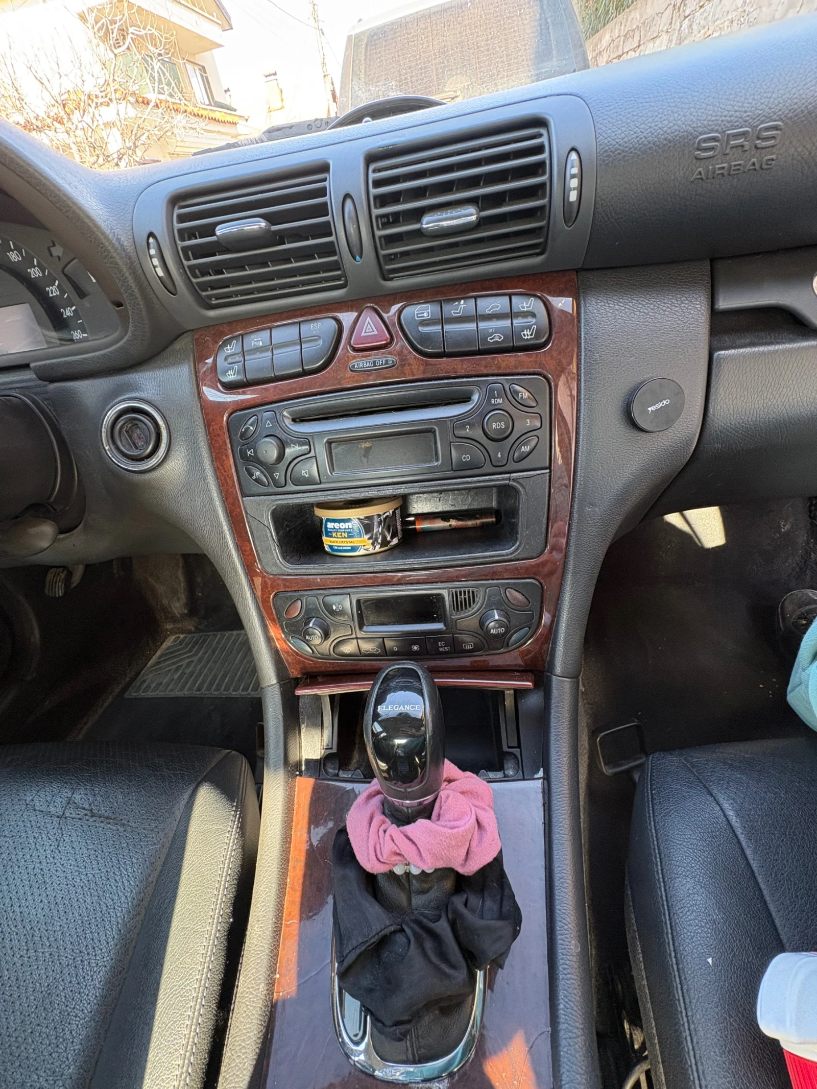 Mercedes-Benz 220 CDI, снимка 10 - Автомобили и джипове - 53783071