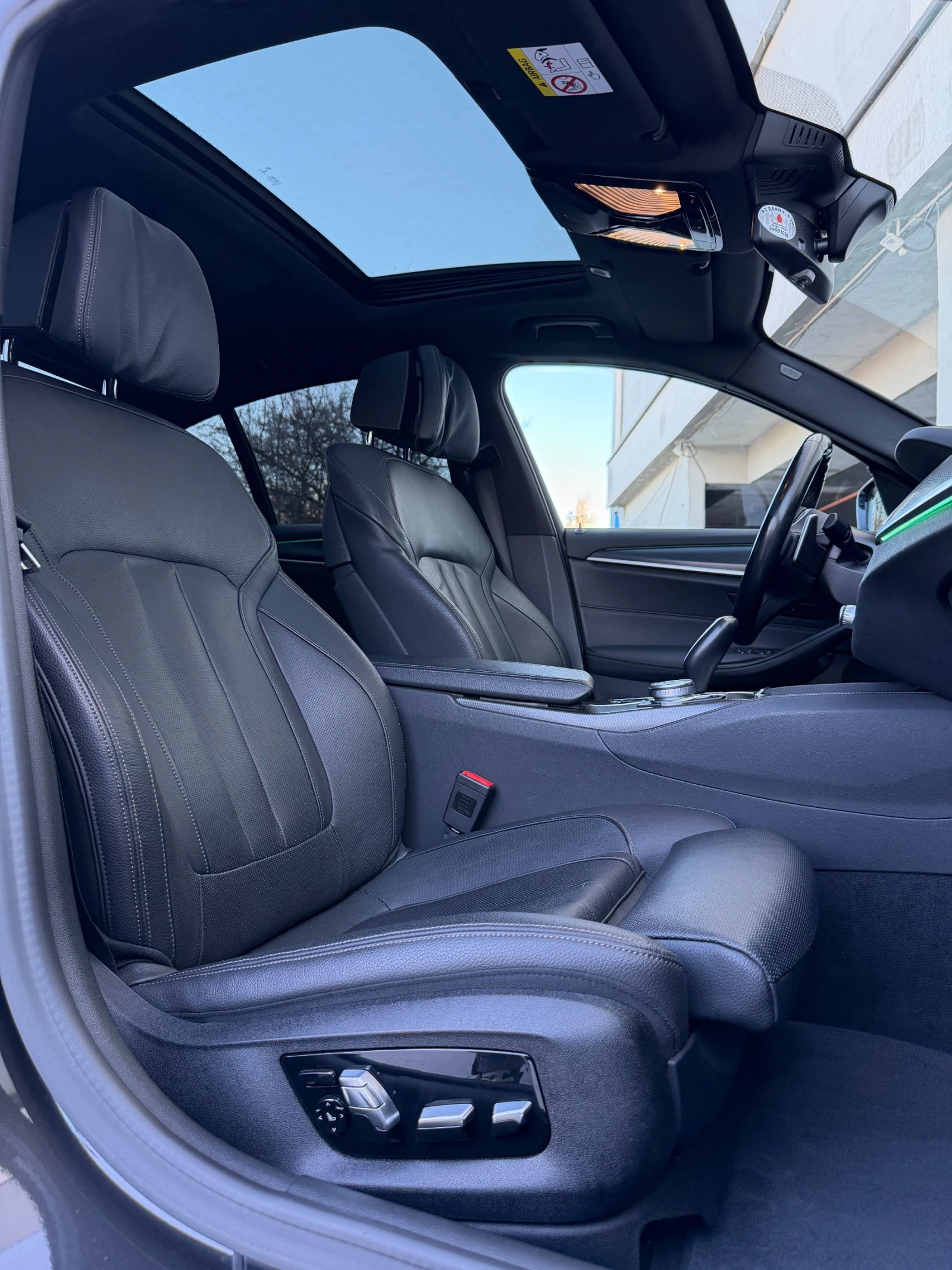 BMW 530 xd M pack от БГ, снимка 11 - Автомобили и джипове - 53851080