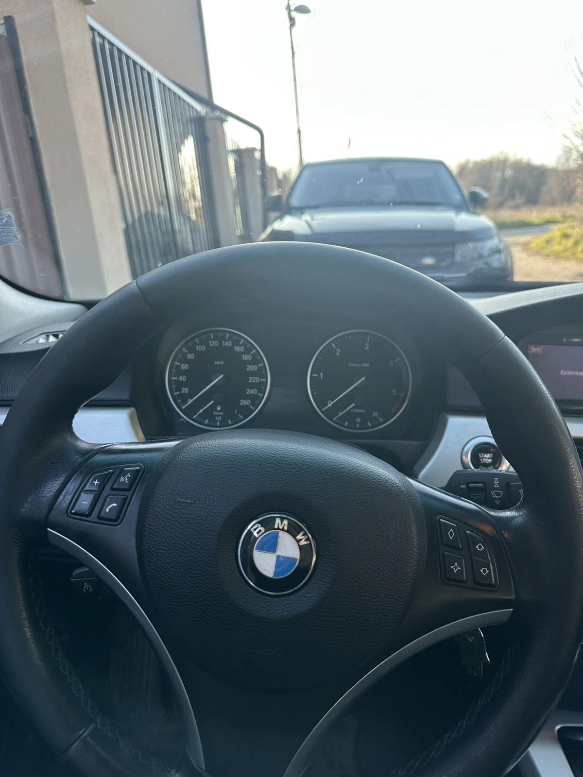 BMW 320, снимка 2 - Автомобили и джипове - 53963741