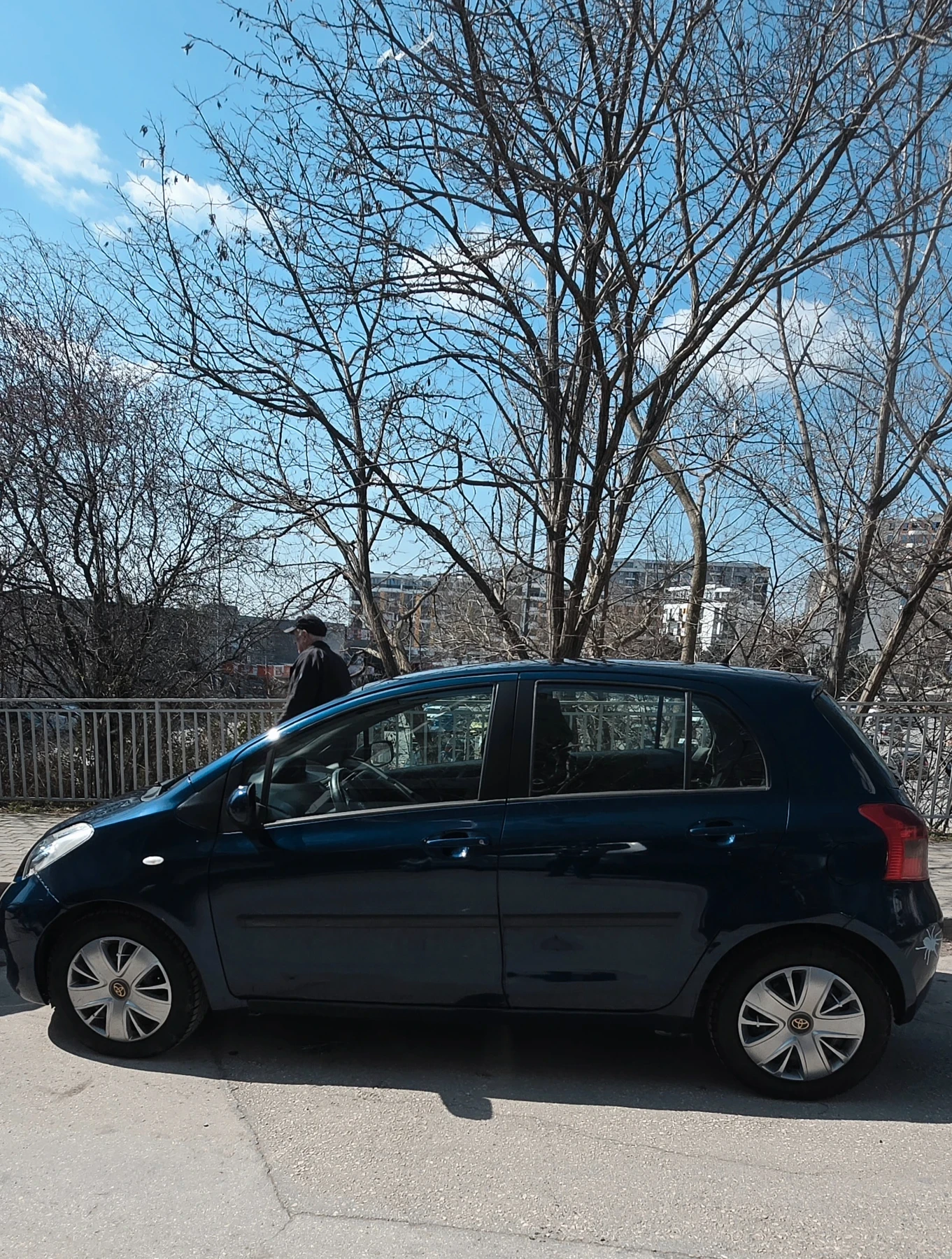 Toyota Yaris 1.4 D4D, Автоматик, снимка 3 - Автомобили и джипове - 53974381