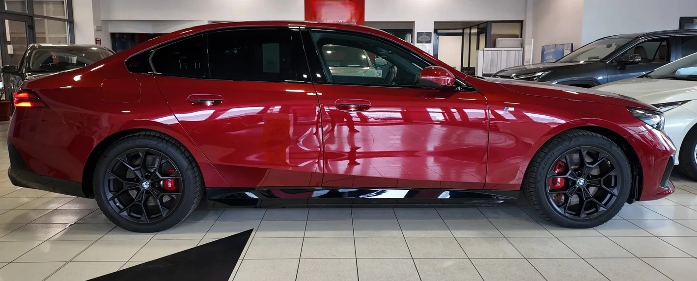 BMW i5 xDrive40 M-Sport, снимка 4 - Автомобили и джипове - 54603271