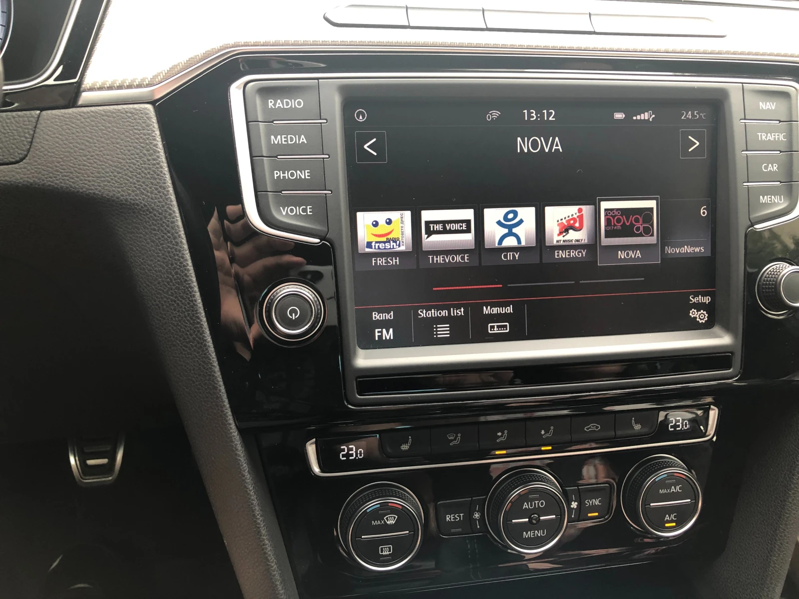 VW Passat 1.8 R-line , снимка 9 - Автомобили и джипове - 54856716