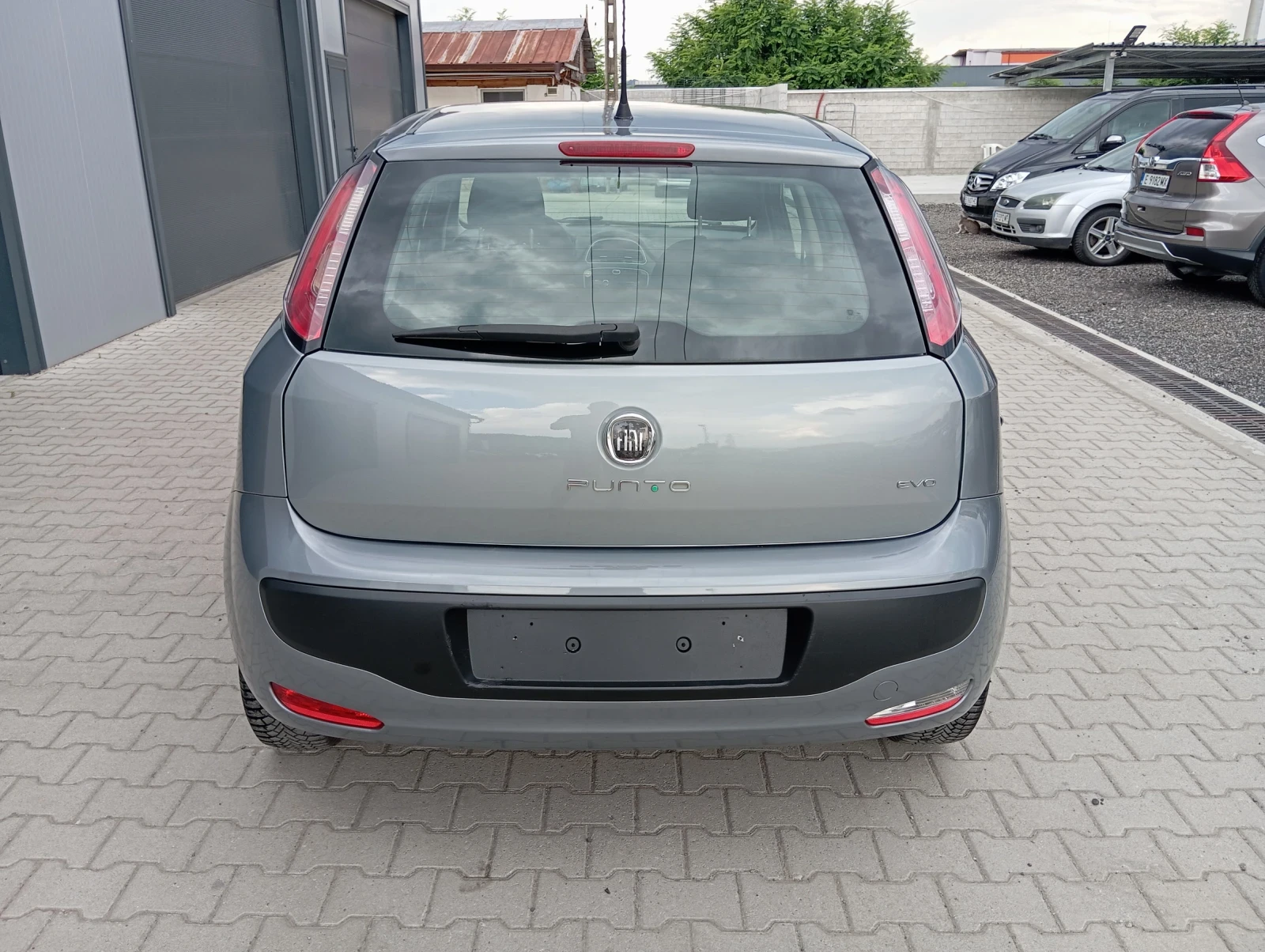Fiat Punto 1.4i , снимка 5 - Автомобили и джипове - 54917838