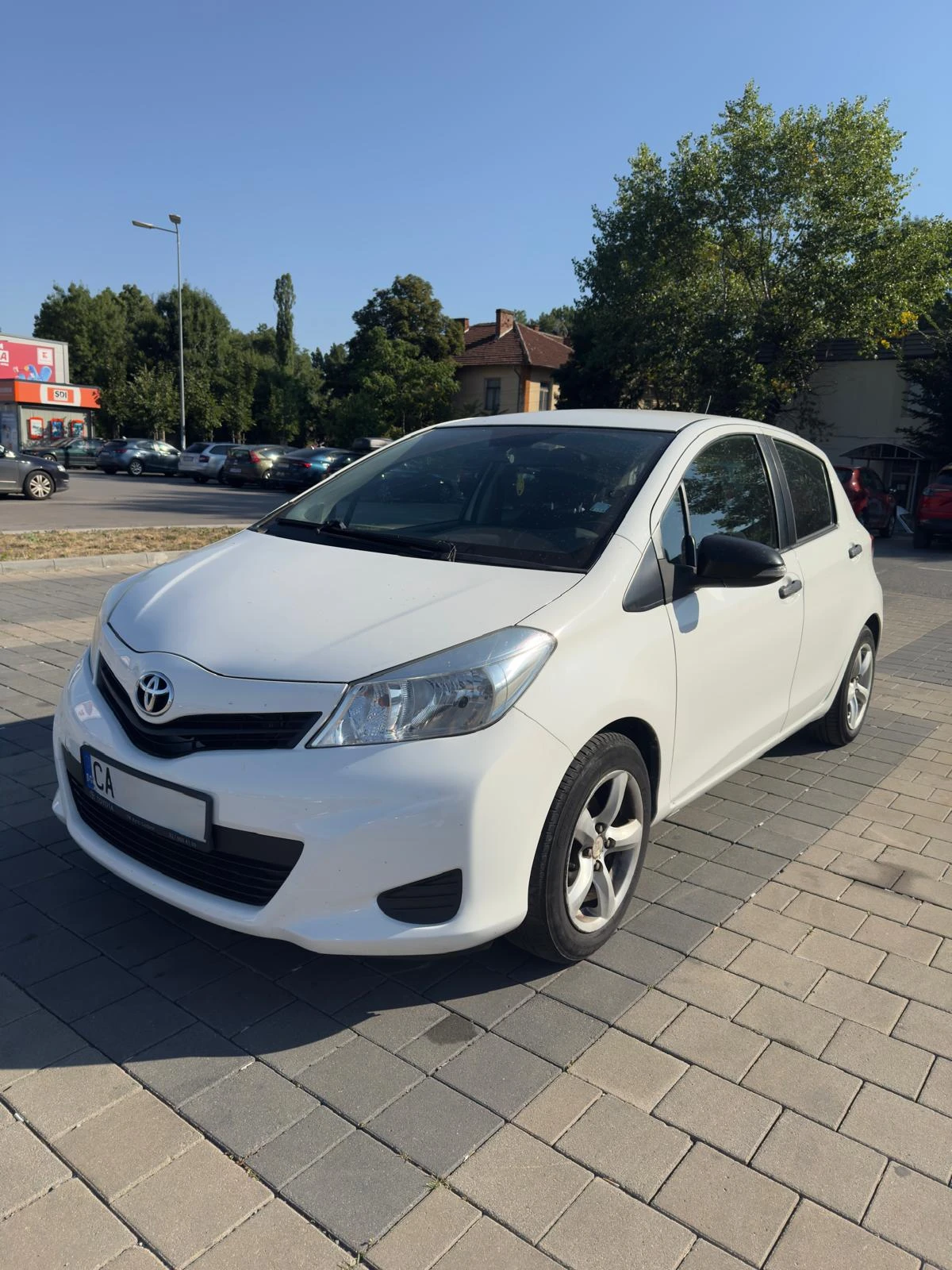 Toyota Yaris, снимка 4 - Автомобили и джипове - 55531355
