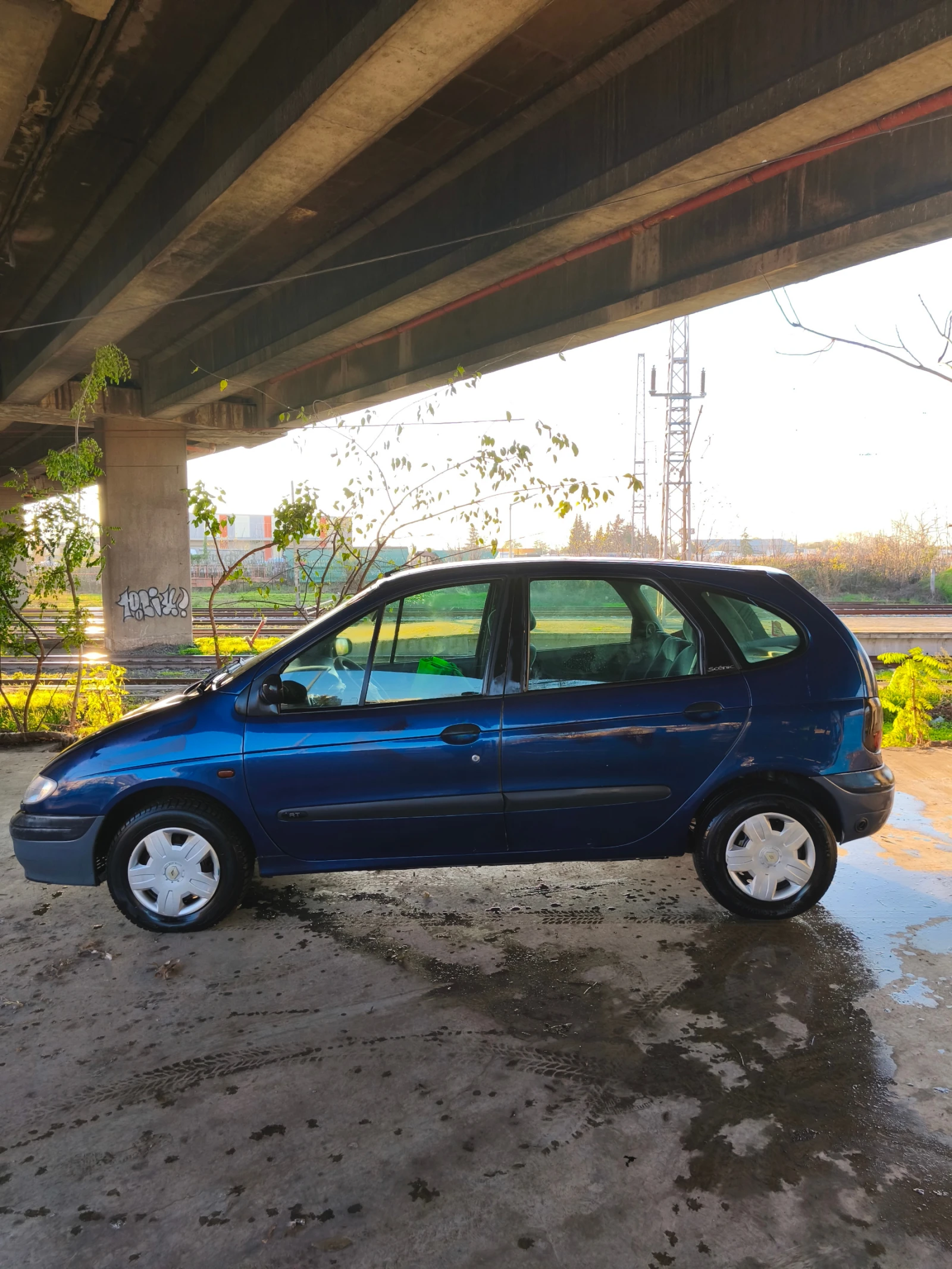 Renault Scenic 2000, снимка 5 - Автомобили и джипове - 55678965