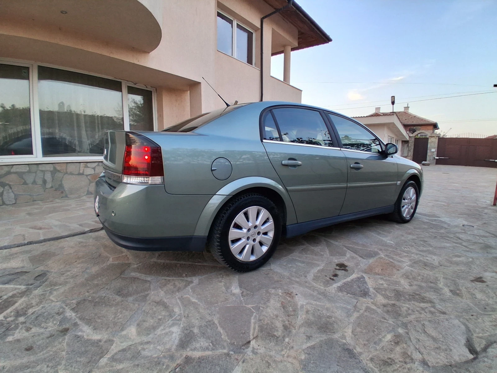 Opel Vectra IRIMSCHER 2.0DTI 101кс 202.858км ТОП