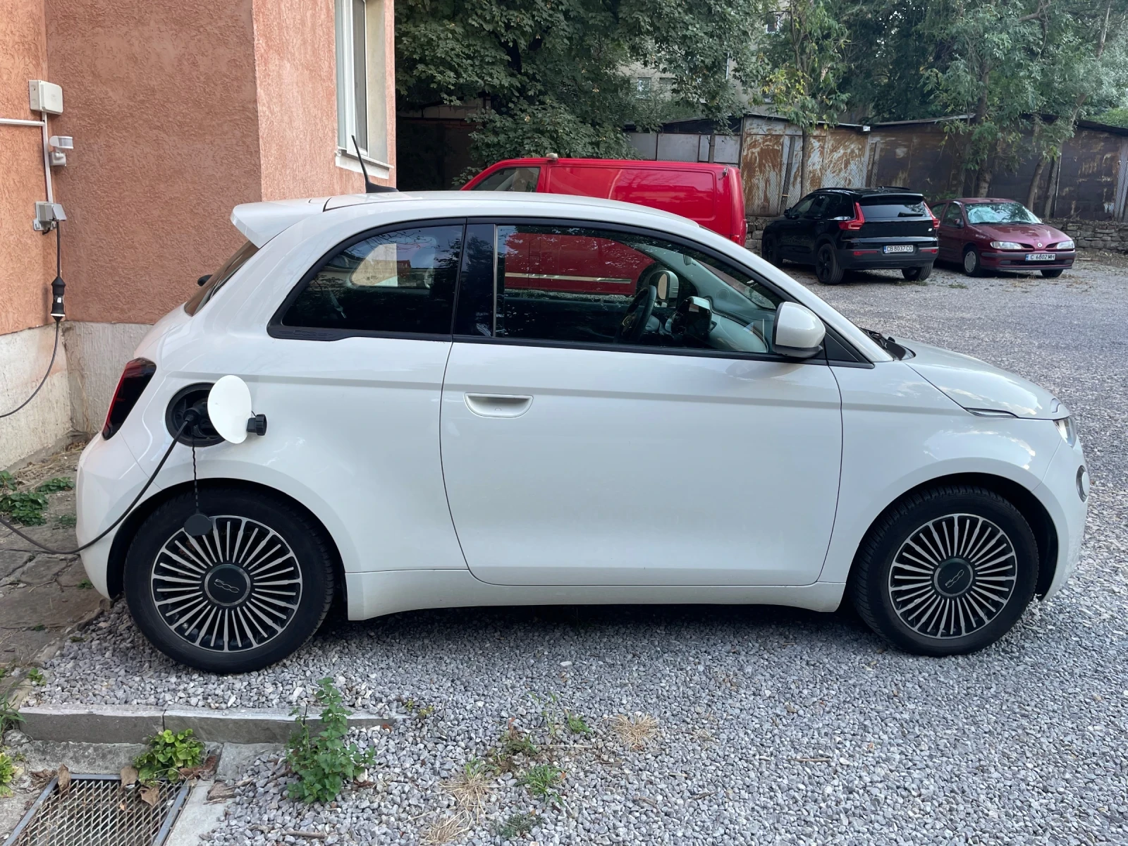 Fiat 500e, снимка 3 - Автомобили и джипове - 56118402