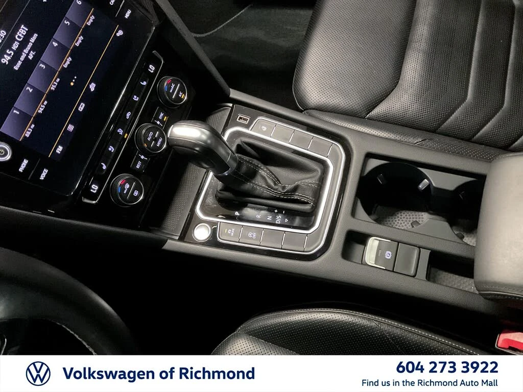 VW Arteon R-Line/Dynaudio/Adaptive cruise/ПАНОРАМА/ОБДУХ/   , снимка 15 - Автомобили и джипове - 56199651