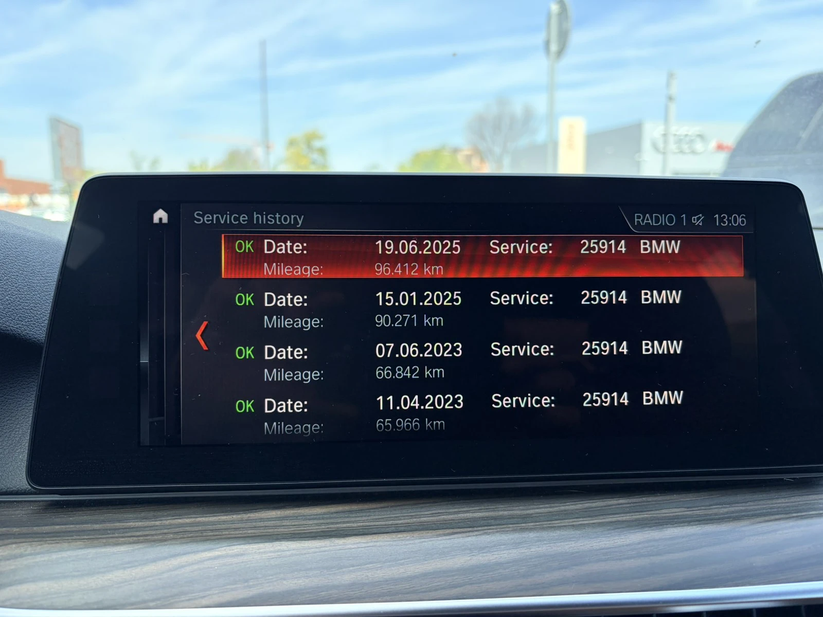 BMW 520 G30 XDrive, снимка 14 - Автомобили и джипове - 56407567