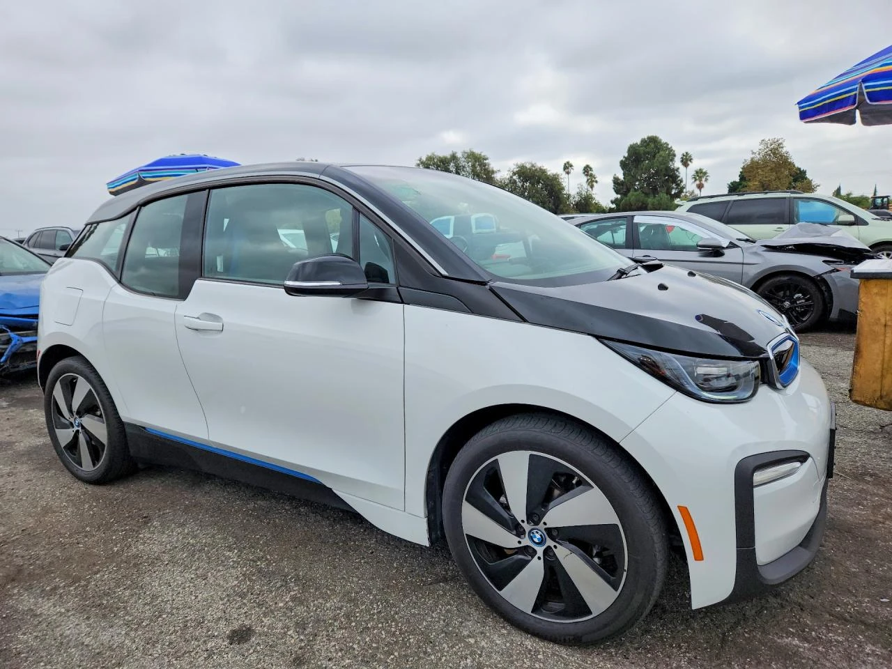 BMW i3, снимка 4 - Автомобили и джипове - 56614230