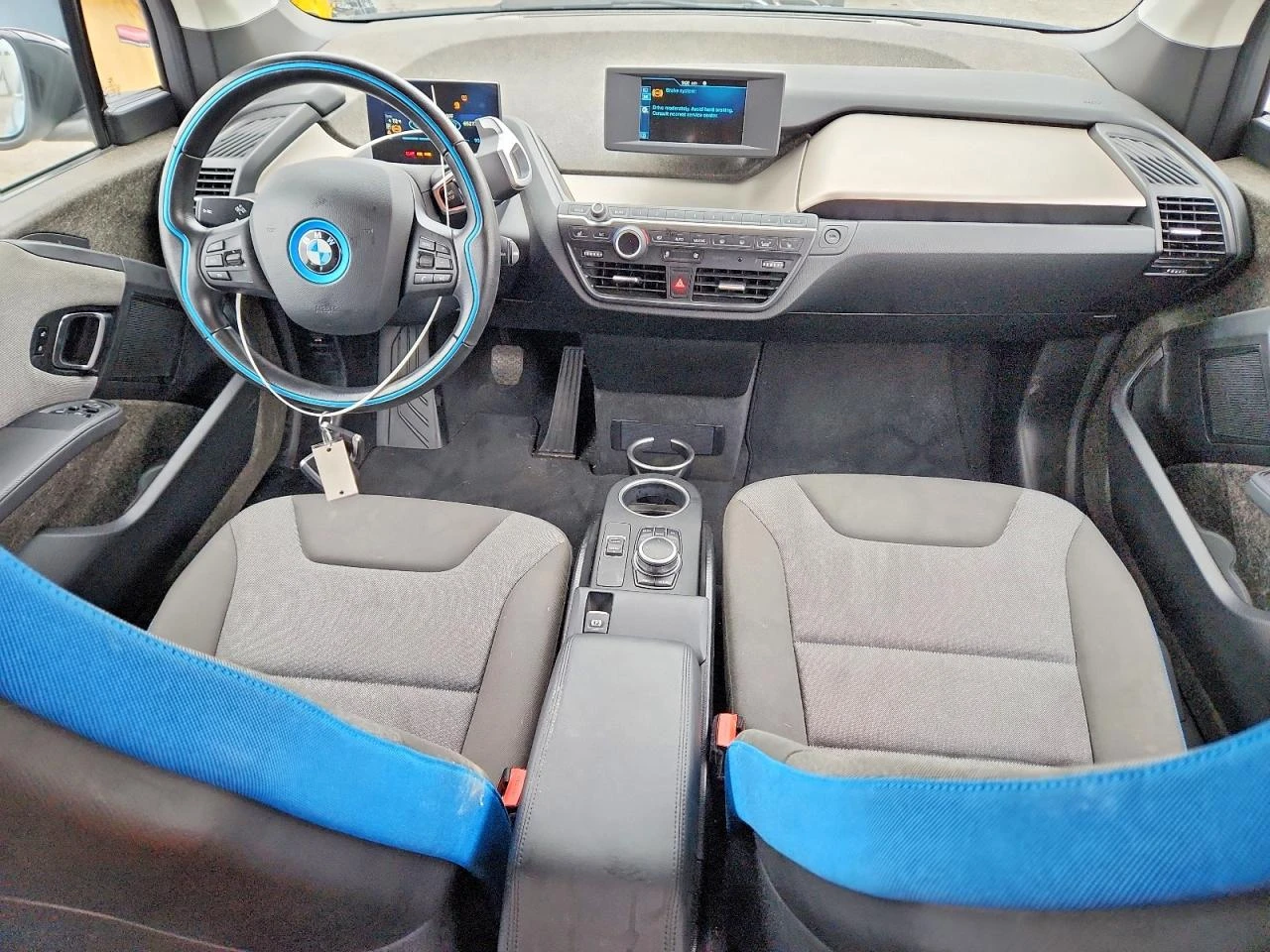 BMW i3, снимка 8 - Автомобили и джипове - 56614230