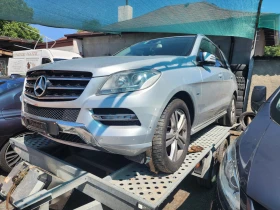  Mercedes-Benz ML 250