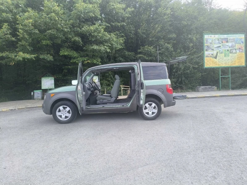 Honda Element, снимка 2 - Автомобили и джипове - 47556842