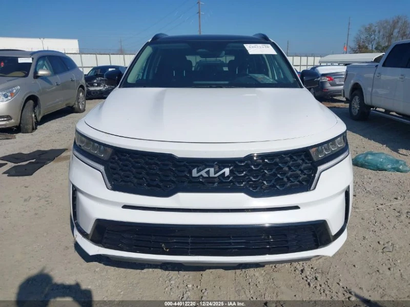 Kia Sorento 2.5l S, снимка 12 - Автомобили и джипове - 53237349