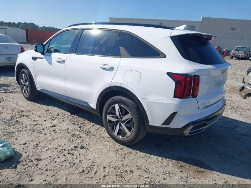 Kia Sorento 2.5l S, снимка 3 - Автомобили и джипове - 53237349