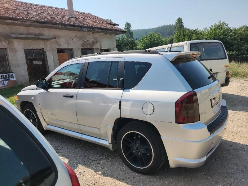 Jeep Compass RALLYE 2.0 TDI 4x4, снимка 4 - Автомобили и джипове - 47036318