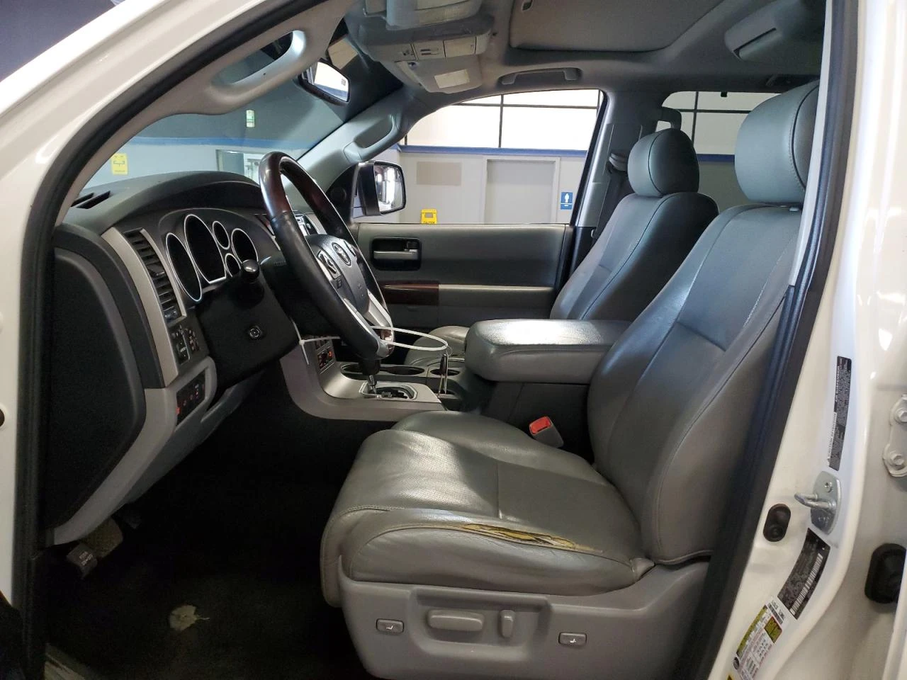 Toyota Sequoia PLATINUM* DISTRONIC* ОБДУХ* КАМЕРИ* 7МЕСТА - изображение 9