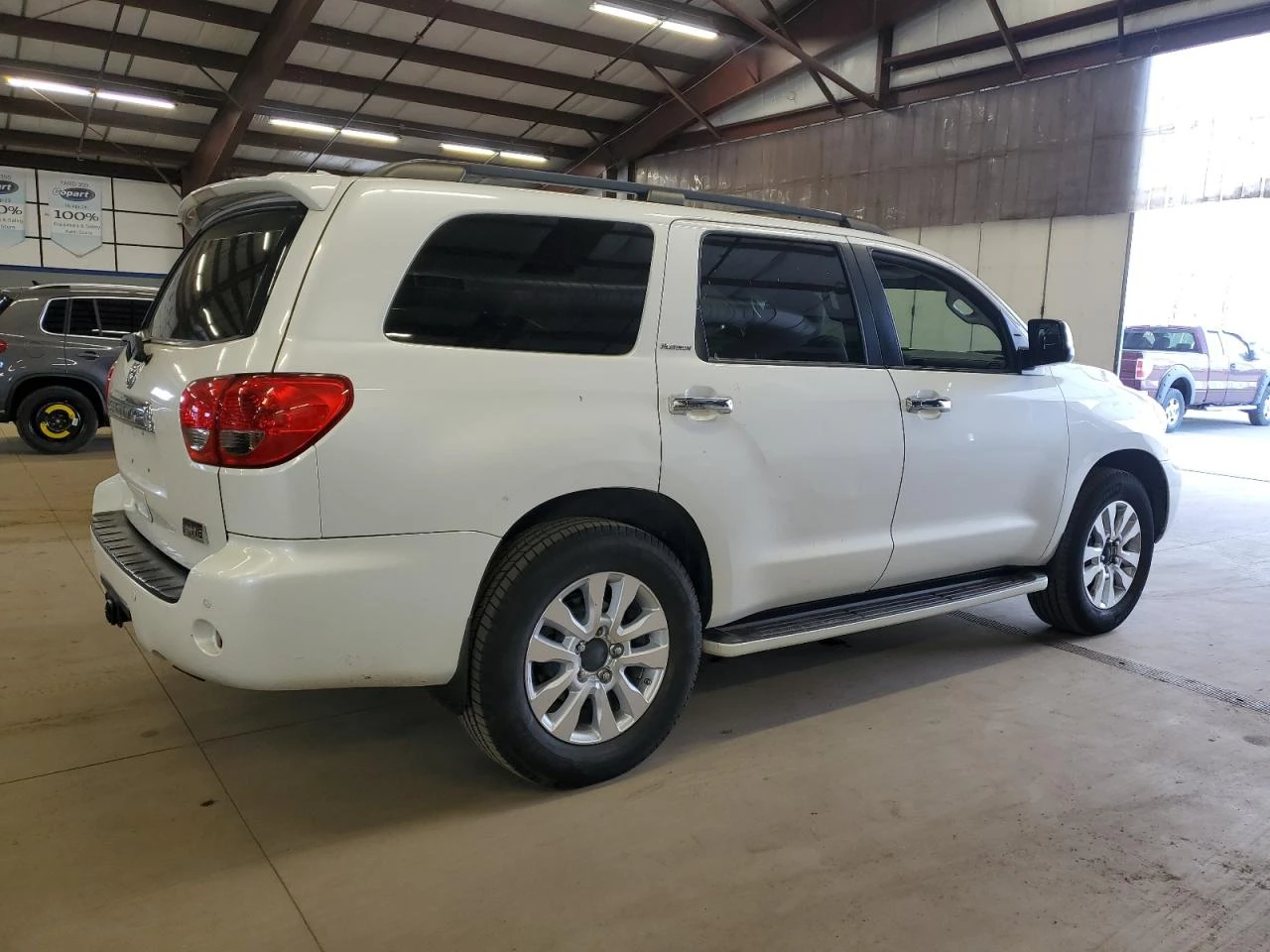 Toyota Sequoia PLATINUM* DISTRONIC* ОБДУХ* КАМЕРИ* 7МЕСТА - изображение 6