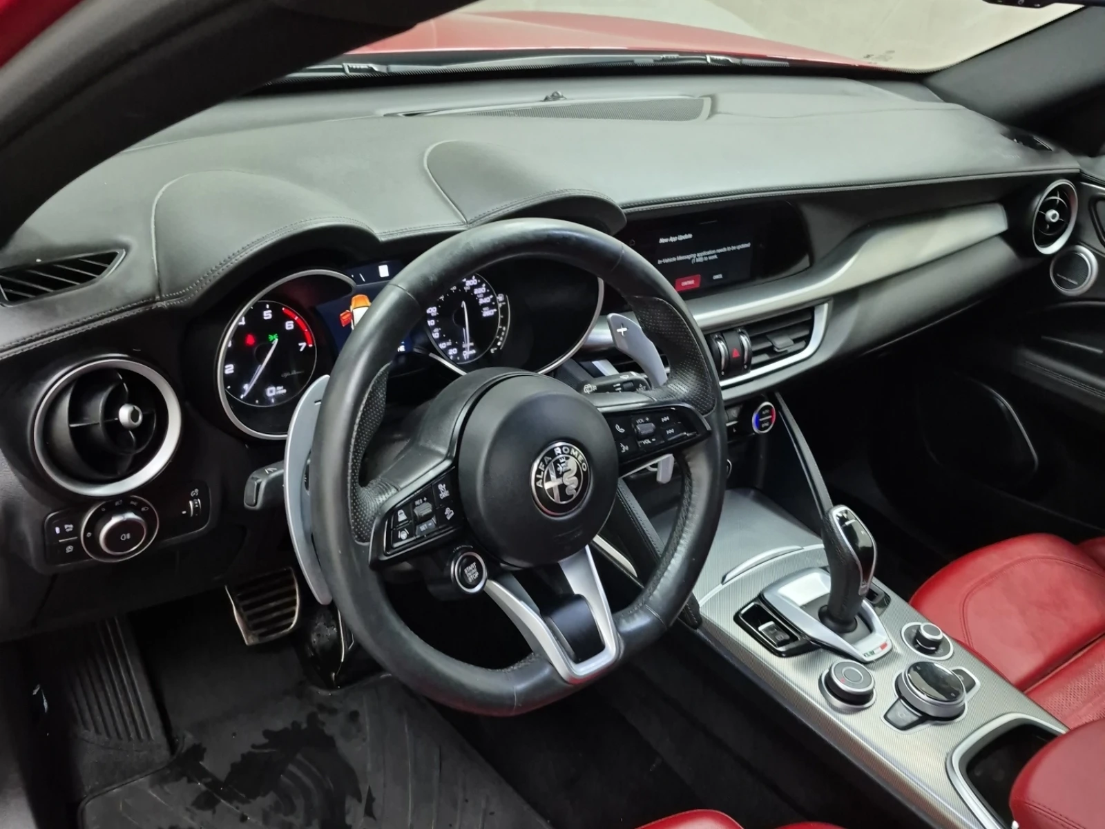 Alfa Romeo Stelvio VELOCE * CARFAX * АвтоКредит * Цена до България*  - изображение 9