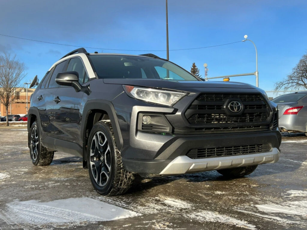 Toyota Rav4 TRAIL* Кожа* Подгрев* Обдухване* ПАНО* WIFI CHARGI - изображение 4