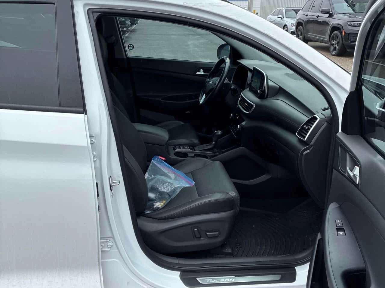 Hyundai Tucson Ultimate  CARFAX, снимка 10 - Автомобили и джипове - 53745473