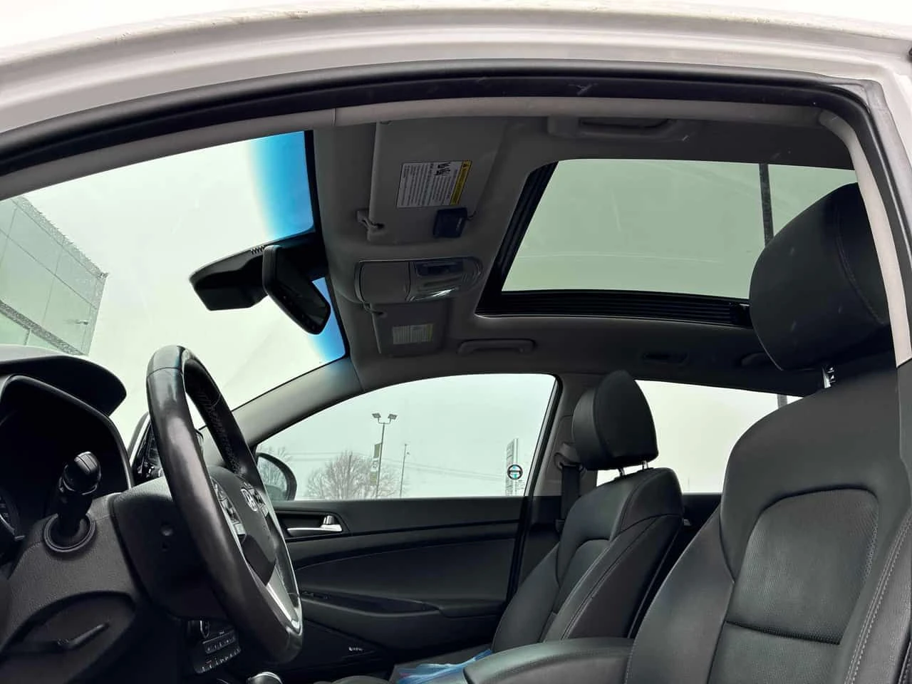 Hyundai Tucson Ultimate  CARFAX, снимка 14 - Автомобили и джипове - 53745473