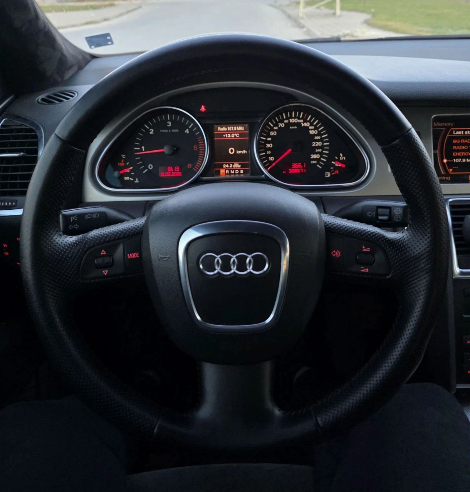 Audi Q7 S-LINE/KEYLESS/3.0TDI, снимка 13 - Автомобили и джипове - 53786981