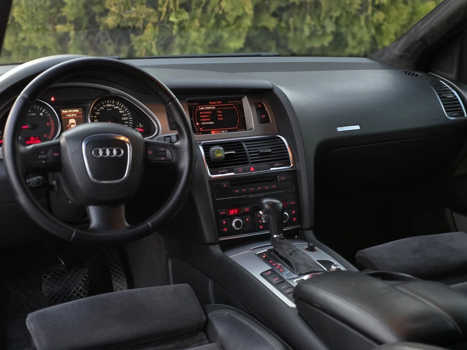 Audi Q7 S-LINE/KEYLESS/3.0TDI, снимка 8 - Автомобили и джипове - 53786981