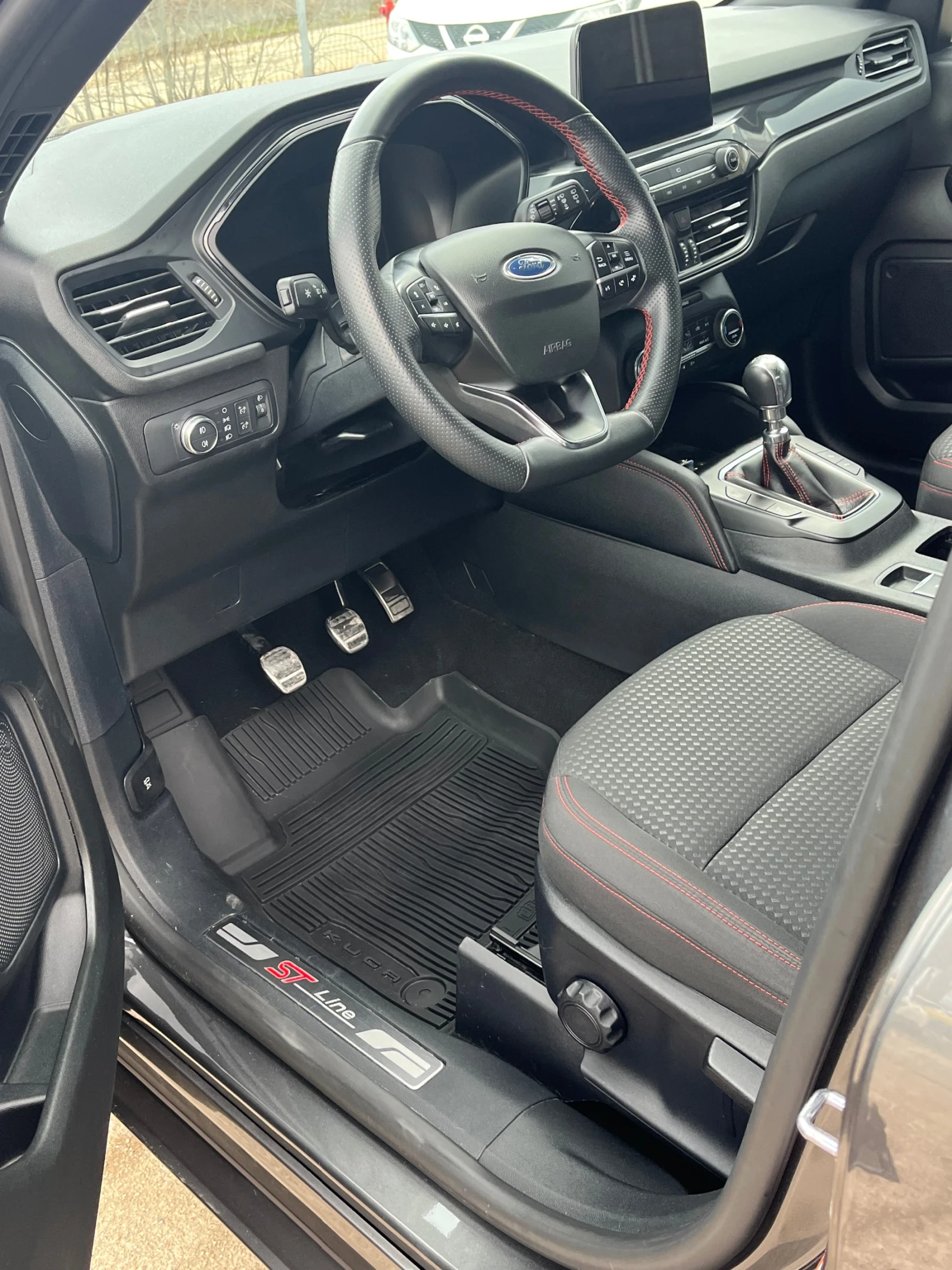 Ford Kuga 1.5 TDCI, снимка 8 - Автомобили и джипове - 53983808