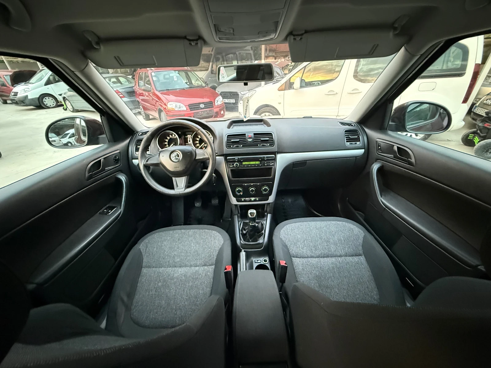 Skoda Yeti 2.0TDI 110К.С. 4Х4, снимка 10 - Автомобили и джипове - 55386672