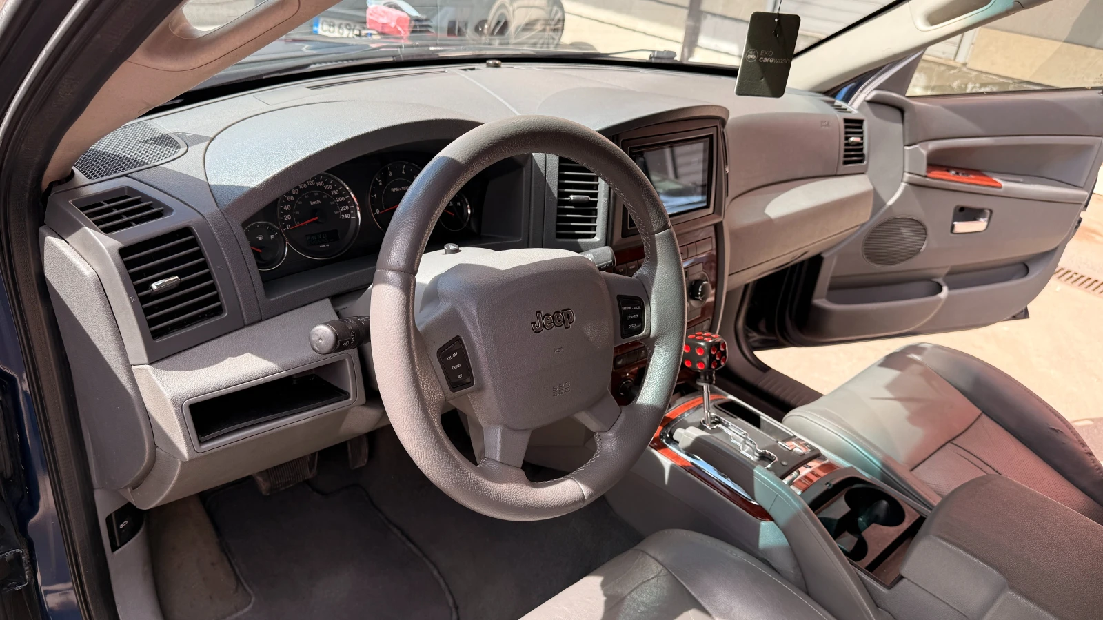 Jeep Grand cherokee 3.0 CRD Limited, снимка 10 - Автомобили и джипове - 56273208