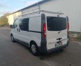 Opel Vivaro 2.5 CDTI 2011г., снимка 3
