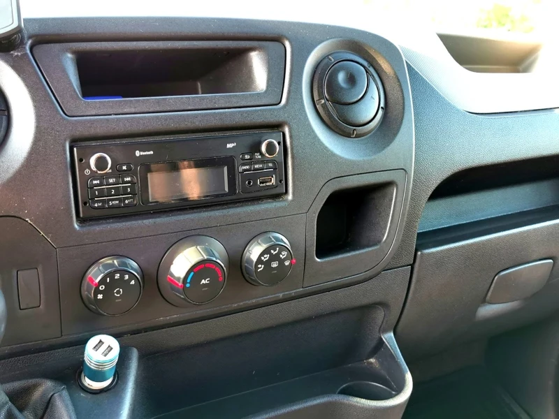 Renault Master 2, 3 DCI, снимка 6 - Бусове и автобуси - 52511364